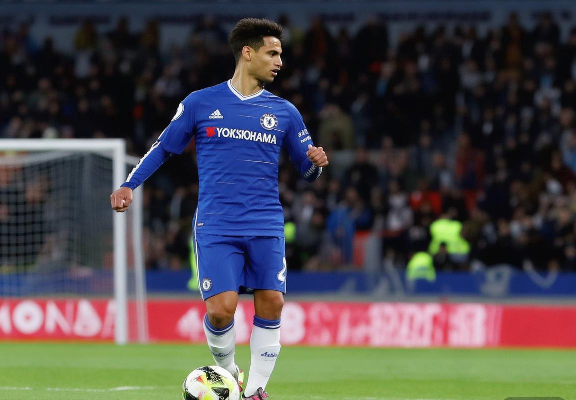 英超伤病潮：切尔西中场停赛，曼城门将伤疑，曼联迎对手减员